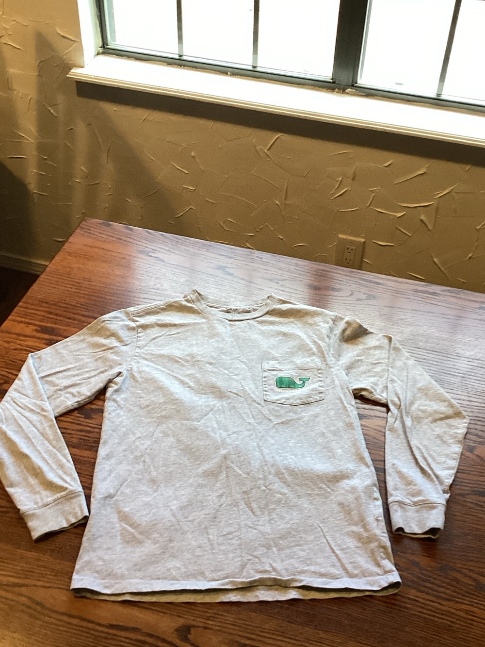 Vineyard Vines Light Gray Long-Sleeve Pocket Tee